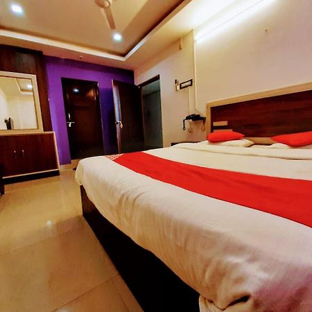 Hotel Vashishta Inn Paderu Buitenkant foto