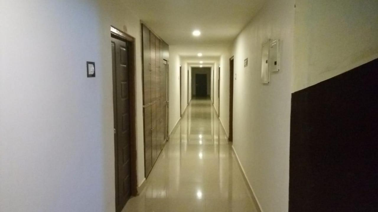 Hotel Vashishta Inn Paderu Buitenkant foto